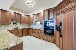 23850 Via Italia Cir Unit 405, Estero FL 34134