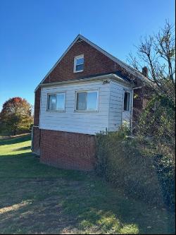 32 Elich Rd, PA 15021