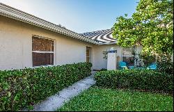 172 Southampton Place #346, Venice FL 34293