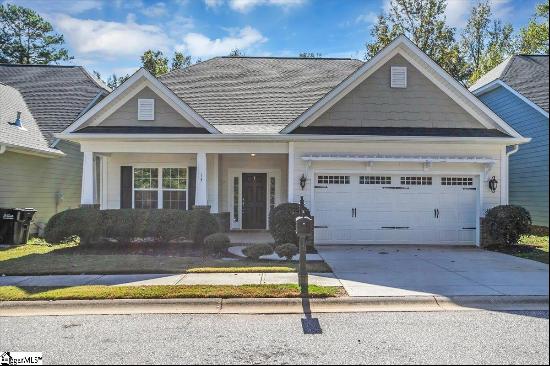 13 Pickering Lane, Simpsonville SC 29681