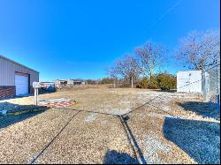 14106 Acme Road Unit D, Shawnee OK 74804