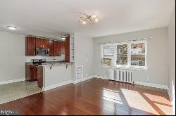 2339 40th Place NW Unit 104, Washington DC 20007