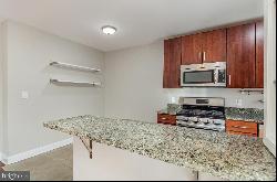 2339 40th Place NW Unit 104, Washington DC 20007