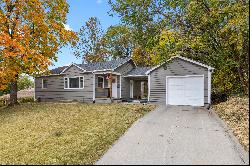 316 Elmwood Drive, Council Bluffs IA 51503