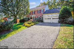 15185 Stillfield Place, Centreville VA 20120