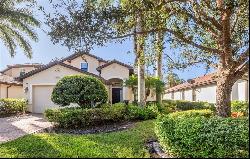 7812 Bucks Run DR, Naples FL 34120