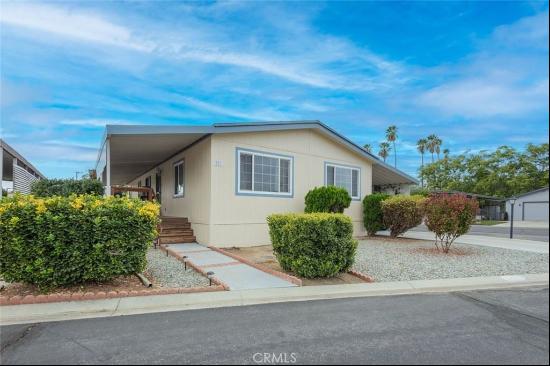 1300 W Menlo Avenue #201, Hemet CA 92543