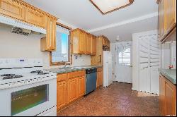 36 Kildare Road, Island Park NY 11558