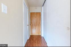 2101 Chestnut Street Unit 506, Philadelphia PA 19103