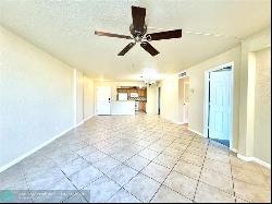 1000 Spanish River Road #2a, Boca Raton FL 33432