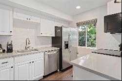 56 Barranca Avenue Unit 10, Santa Barbara CA 93101