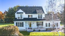 73 Naticook Avenue, Litchfield NH 03052