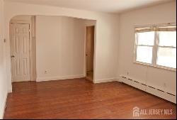 211 11th Avenue Unit 1, Highland Park NJ 08904