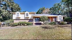 2104 Centenial Drive, Dothan AL 36303