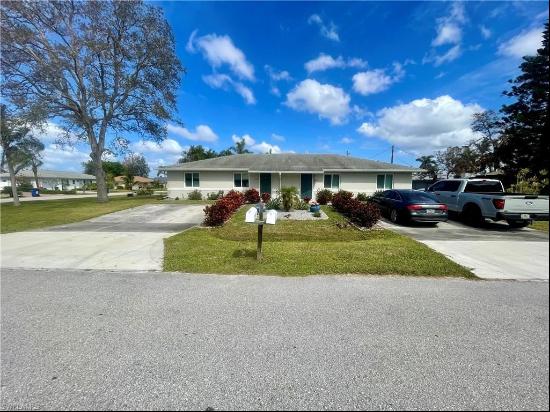 9141/9143 Carolina ST, Bonita Springs FL 34135