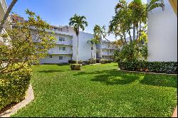 100 Edgewater Dr Unit 207, Coral Gables FL 33133