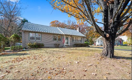 122 Woodhaven Drive, Berlin CT 06037