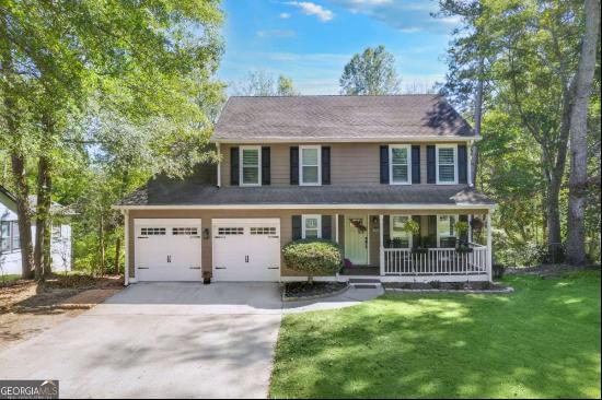 2433 Country Lake Lane, Powder Springs GA 30127