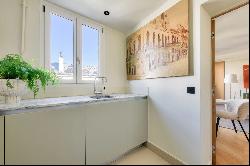 Paris 7th, rue Las Cases - Superb one bedroom apartment