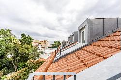 Apartment, T1, 57 m2, Balconies, Garage, Lapa, Lisbon