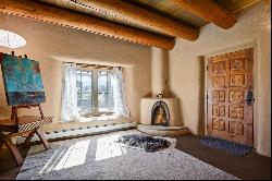 43 Vista Linda Rd, Ranchos De Taos NM 87557