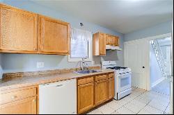 28 1/2 #28 Myrtle Ave, Middletown NY 10940