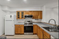 8016 Pantano Place Unit 17, Alexandria VA 22309