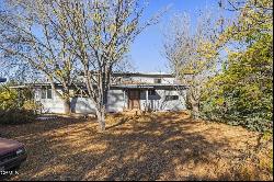 2293 Woodland Avenue, Ojai CA 93023