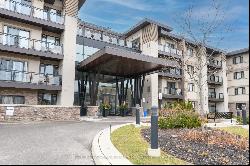 128 Garden Dr Unit 204, Oakville ON L6K2W5