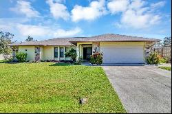 4471 Meadow Creek Circle, Sarasota FL 34233