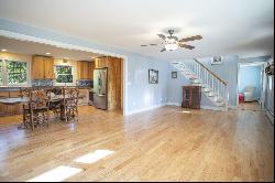 56 Castle View Drive, Chester CT 06412