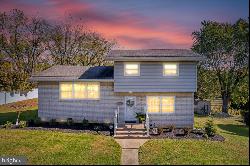 537 S 22nd Street, Allentown PA 18104