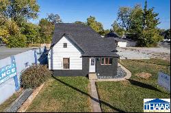 2956 S 7th Street, Terre Haute IN 47802