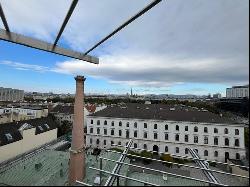 Exclusive penthouse with stunning city views in a prime location - 232m² living