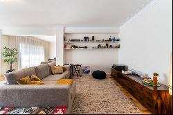 Flat, 5 bedrooms, for Sale