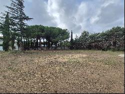 RARE OPPORTUNITY: LAND FOR SALE IN THE CENTER OF NARBONNE