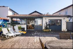 BIARRITZ, TOWNHOUSE WITH TERRACE AND ANNEX