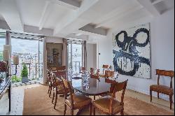 Paris 8th District - A top-floor apartment commanding a spectacular view