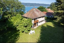 Menthon-Saint-Bernard, beautiful family architect-designed property, facing the lake