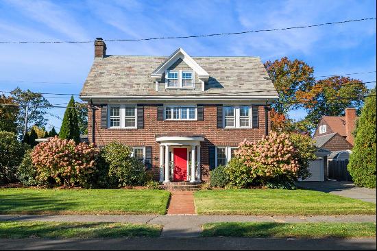 Stunning New England Colonial