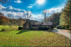 Rustic Ranch-Style Home Surrounded By Breath-taking Mountain Views!