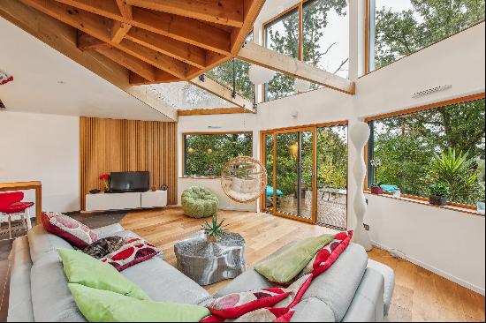 Maison familiale en bois au calme