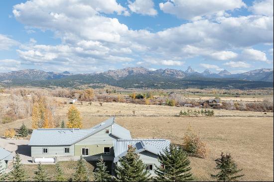 Custom Home in Teton Valley