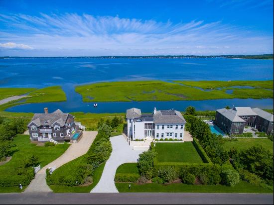 Custom Designed Bayfront Home with Dock