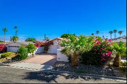 Charming La Quinta pool home with gorgeous mountain views