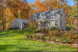 Charming Colonial in Silvermine