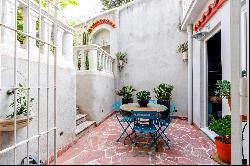 Perpignan City Center: charm, 200 m² terraces/garden, garage