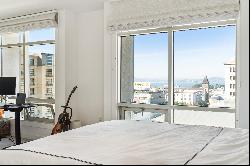 Stunning Modern Condo with Bay Views in Prime Nob Hill Location