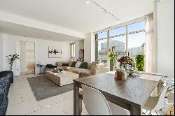 Stunning Modern Condo with Bay Views in Prime Nob Hill Location