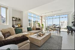 Stunning Modern Condo with Bay Views in Prime Nob Hill Location